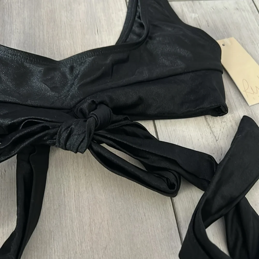 Ris-K Dippin' Daisy's Black wrap tie bikini top size S swim swimsuit